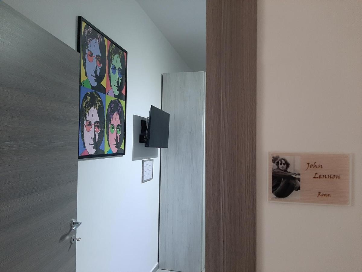 The Home Of Music Stars カターニア エクステリア 写真